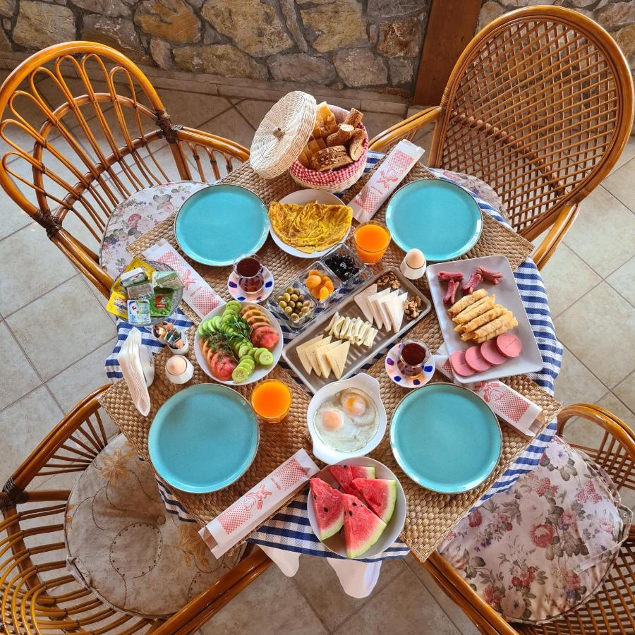 Ilkiz Beach Hotel Oludeniz Bagian luar foto